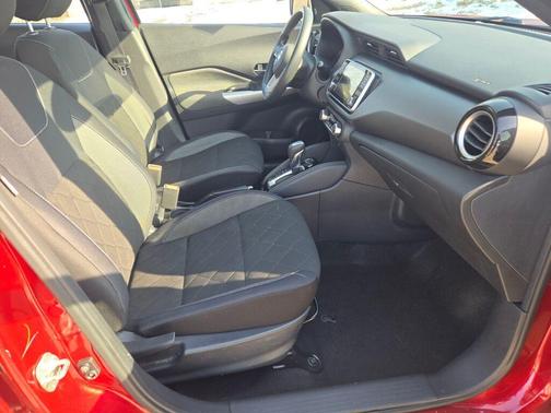 2019 Nissan Kicks SV