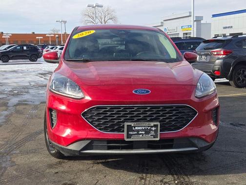2020 Ford Escape SE