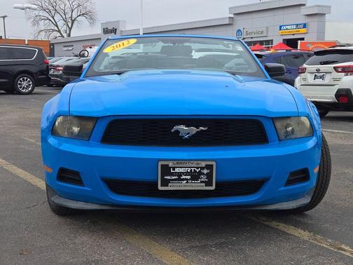 2012 Ford Mustang V6