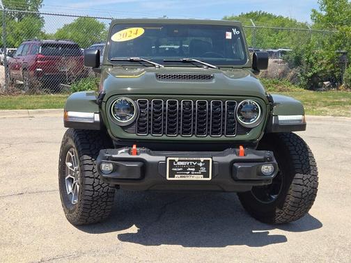 Sarge Green Clearcoat 2024 Jeep Gladiator Mojave