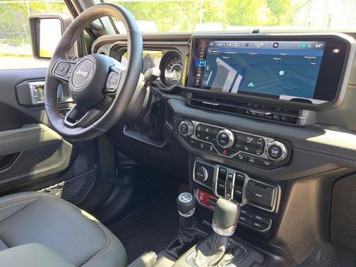 Sarge Green Clearcoat 2024 Jeep Gladiator Mojave