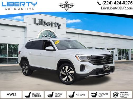 Opal White Pearl Effect 2024 Volkswagen Atlas 2.0T SEL