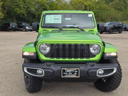 2025 Jeep Gladiator Sport