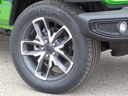 2025 Jeep Wrangler 4xe Sport