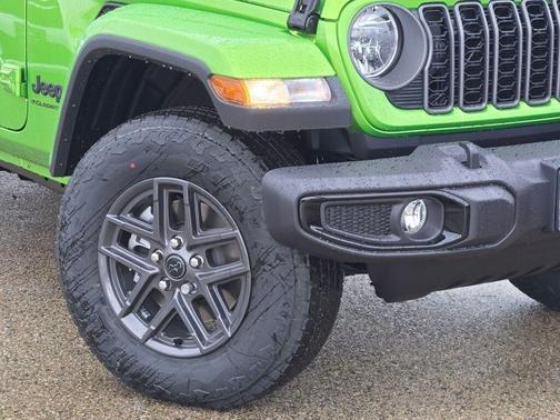 2026 Jeep Gladiator Sport