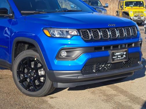 Hydro Blue Pearlcoat 2026 Jeep Compass Latitude