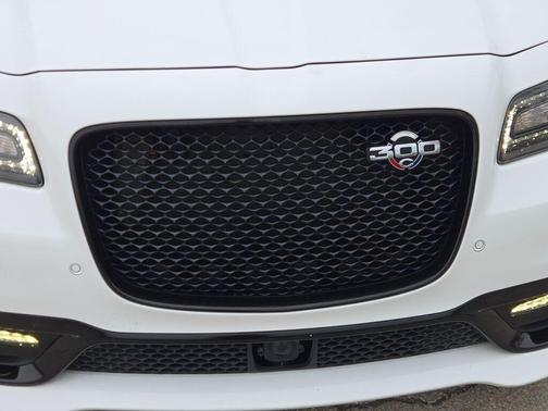 2023 Chrysler 300 