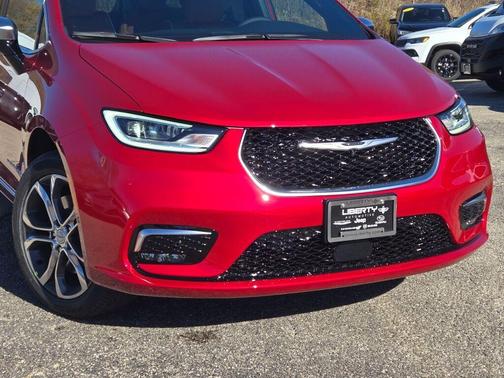 2026 Chrysler Pacifica Pinnacle