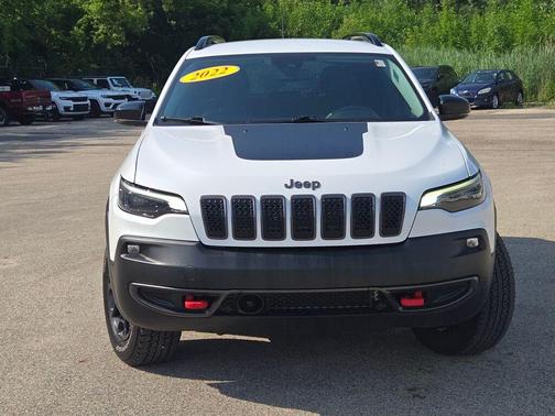 2022 Jeep Cherokee Trailhawk