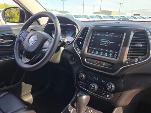 2022 Jeep Cherokee Trailhawk