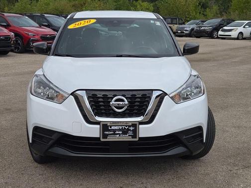 2020 Nissan Kicks S