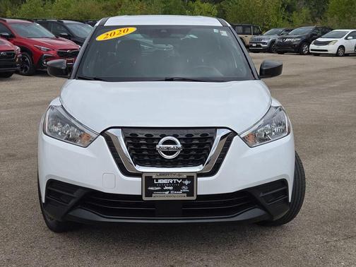 2020 Nissan Kicks S