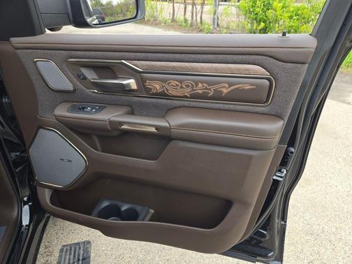Diamond Black 2026 RAM 1500 Limited