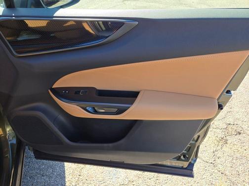 2025 Lexus NX 350h Base