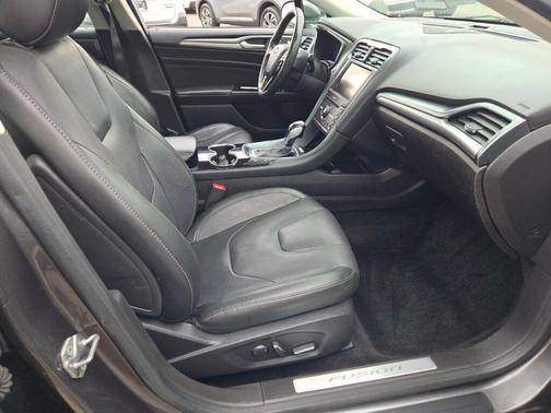 2016 Ford Fusion Hybrid Titanium