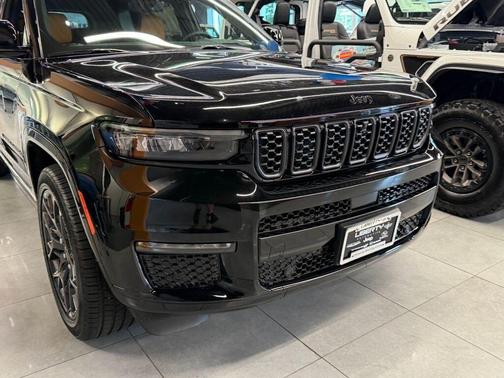 2025 Jeep Grand Cherokee L Summit