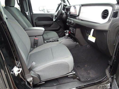 2025 Jeep Wrangler 4xe Sport