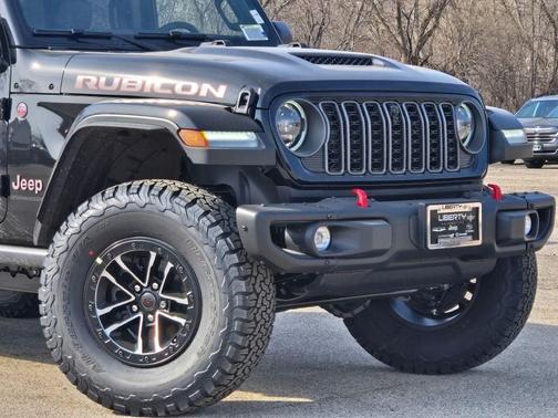 Black Clearcoat 2026 Jeep Wrangler Rubicon
