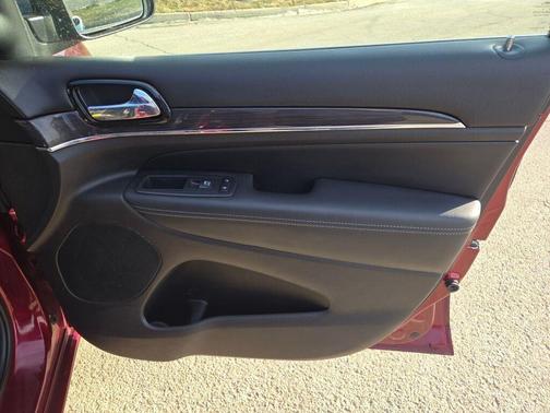 2019 Jeep Grand Cherokee Overland