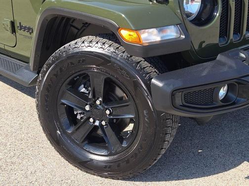 2021 Jeep Wrangler Unlimited Sahara Altitude