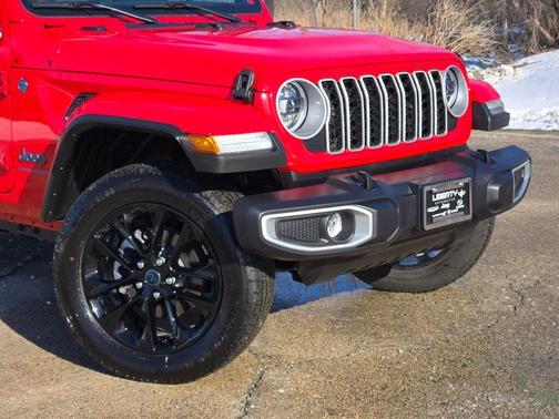 2025 Jeep Wrangler 4xe Sahara