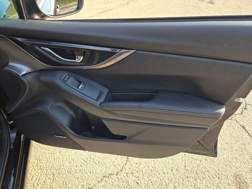 2017 Subaru Impreza 2.0i Limited