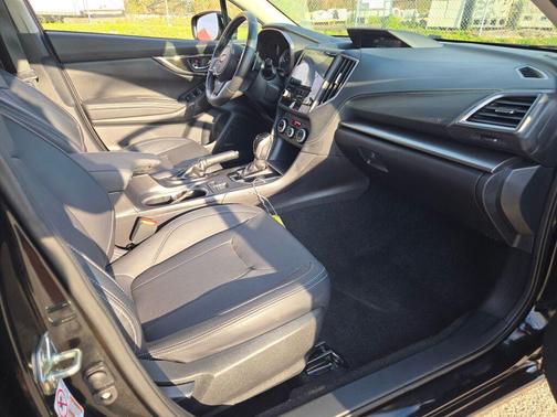 2017 Subaru Impreza 2.0i Limited