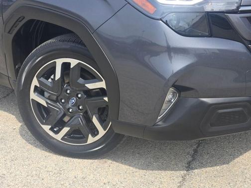 Magnetite Gray Metallic 2025 Subaru Forester Hybrid