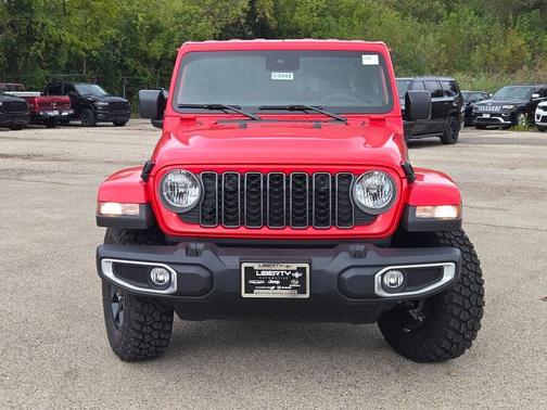 2025 Jeep Gladiator Sport