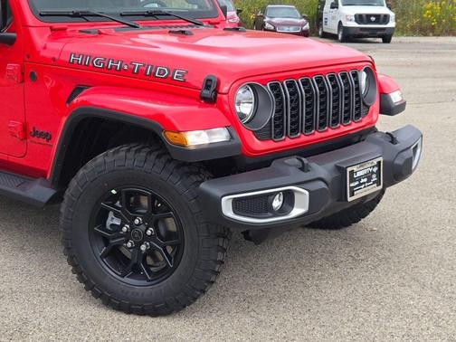 2025 Jeep Gladiator Sport