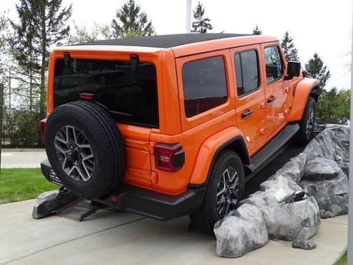2025 Jeep Wrangler Sahara