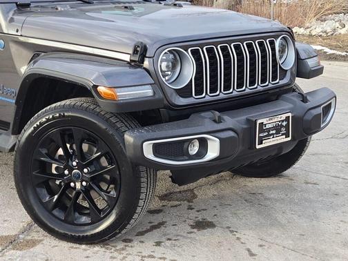 2025 Jeep Wrangler 4xe Sahara