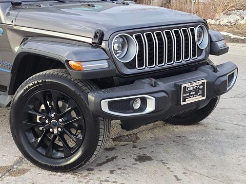 2025 Jeep Wrangler 4xe Sahara