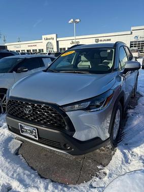 2024 Toyota Corolla Cross LE