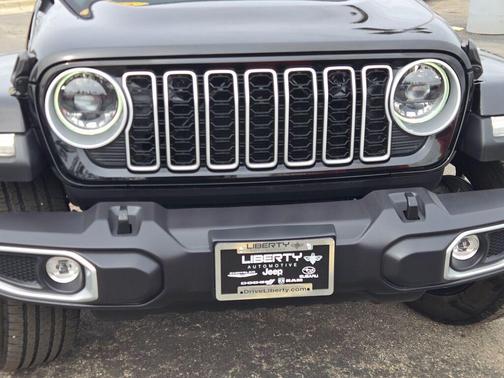 Black Clearcoat 2025 Jeep Wrangler 4xe Sahara