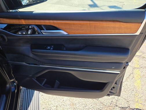 2024 Jeep Grand Wagoneer L Series III