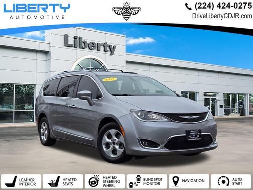 2017 Chrysler Pacifica Touring-L Plus