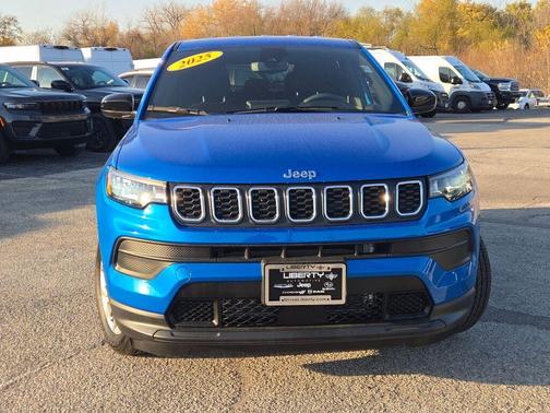 2025 Jeep Compass Sport