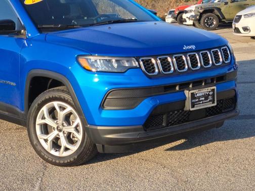 2025 Jeep Compass Sport