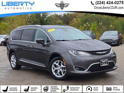 2017 Chrysler Pacifica Touring-L Plus