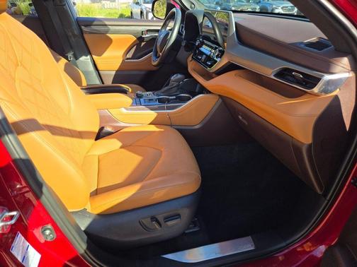 2020 Toyota Highlander Platinum