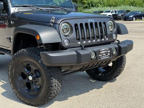 2016 Jeep Wrangler Sport