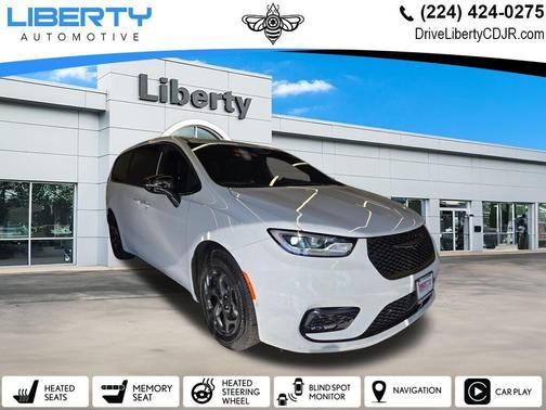2024 Chrysler Pacifica Hybrid Select