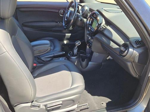 2019 MINI Convertible Cooper