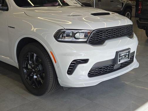 2026 Dodge Durango GT HEMI V8
