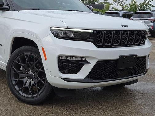 2025 Jeep Grand Cherokee Summit