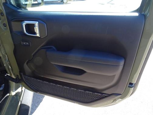 2025 Jeep Wrangler 4xe Sport