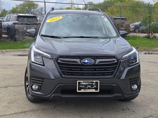 Magnetite Gray Metallic 2023 Subaru Forester Limited
