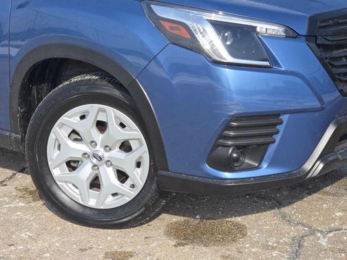 2023 Subaru Forester Base (CVT)