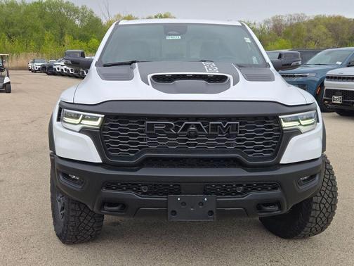 Bright White Clearcoat 2026 RAM 1500 RHO